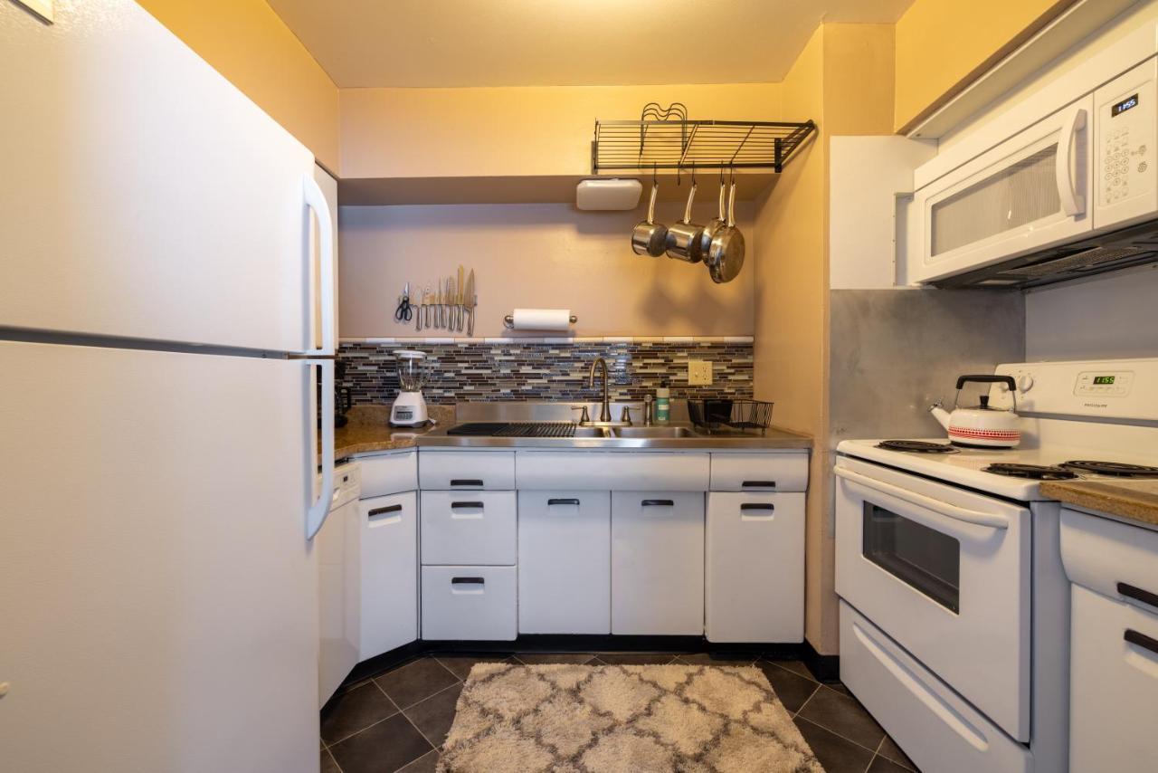 Georgetown Villas 2-1B Ideal For Long Stays! Fairview Park Экстерьер фото