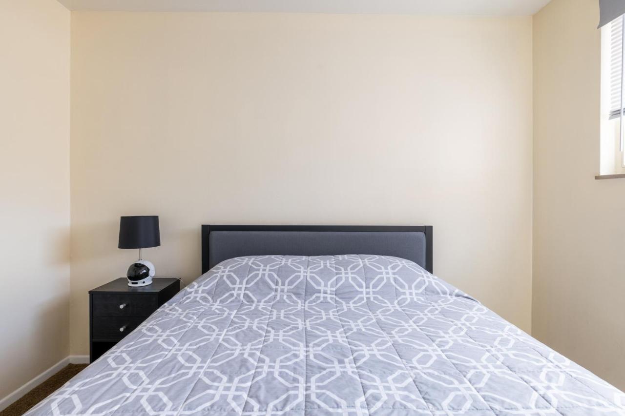 Georgetown Villas 2-1B Ideal For Long Stays! Fairview Park Экстерьер фото